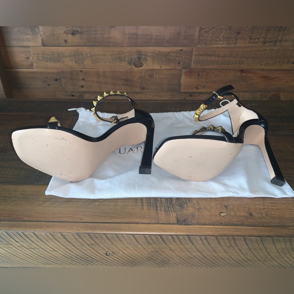Stuart Weitzman Rosist Heeled Sandal Black w/ Gold Spikes - Size 8 - Picture 5 of 7
